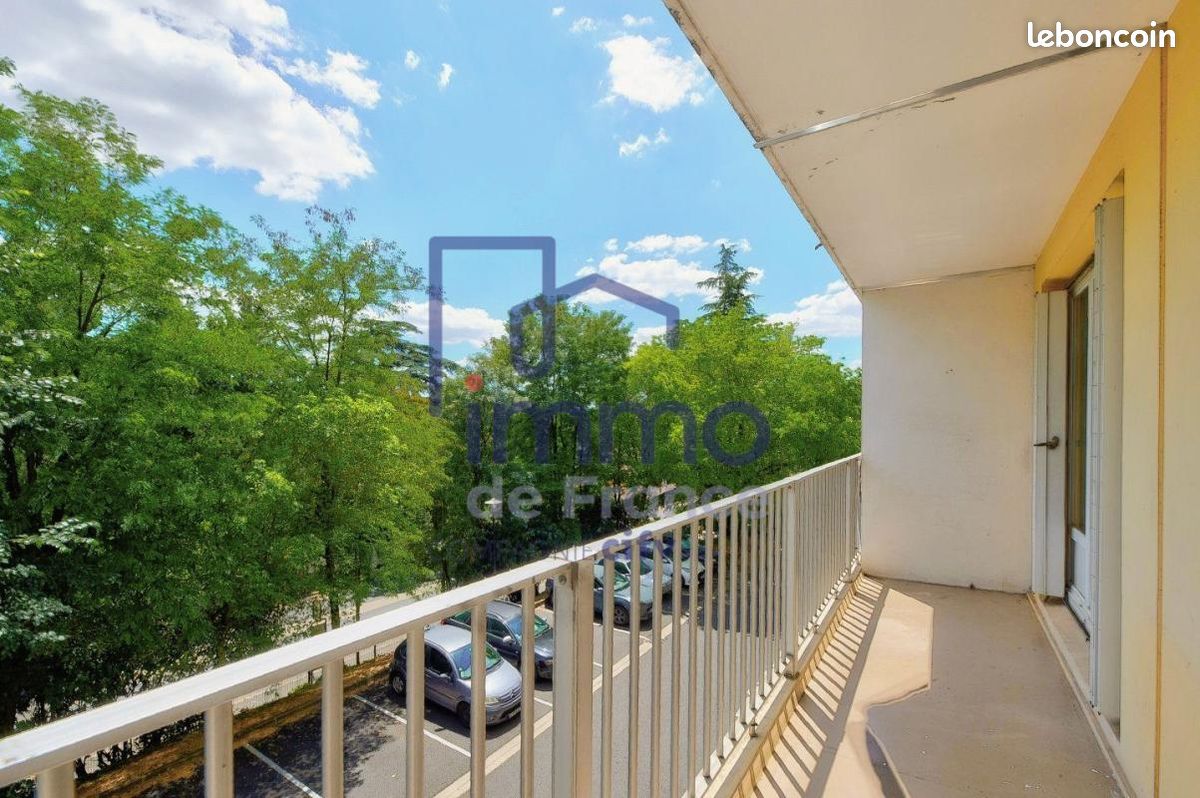 Appartement 4 pièces 81 m² · à Neuville-sur-Saône · 81 m² · 210 000 €