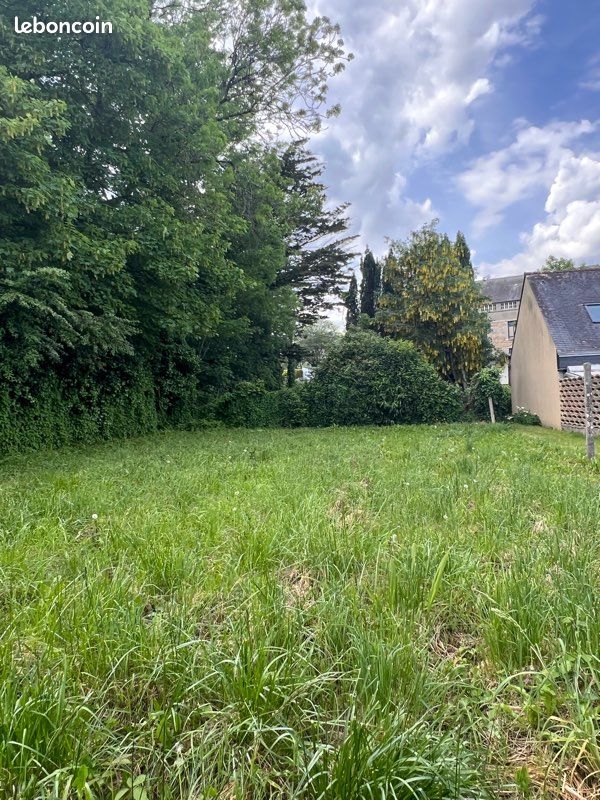 Terrain constructible en centre-ville · à Rosporden · 65 000 €