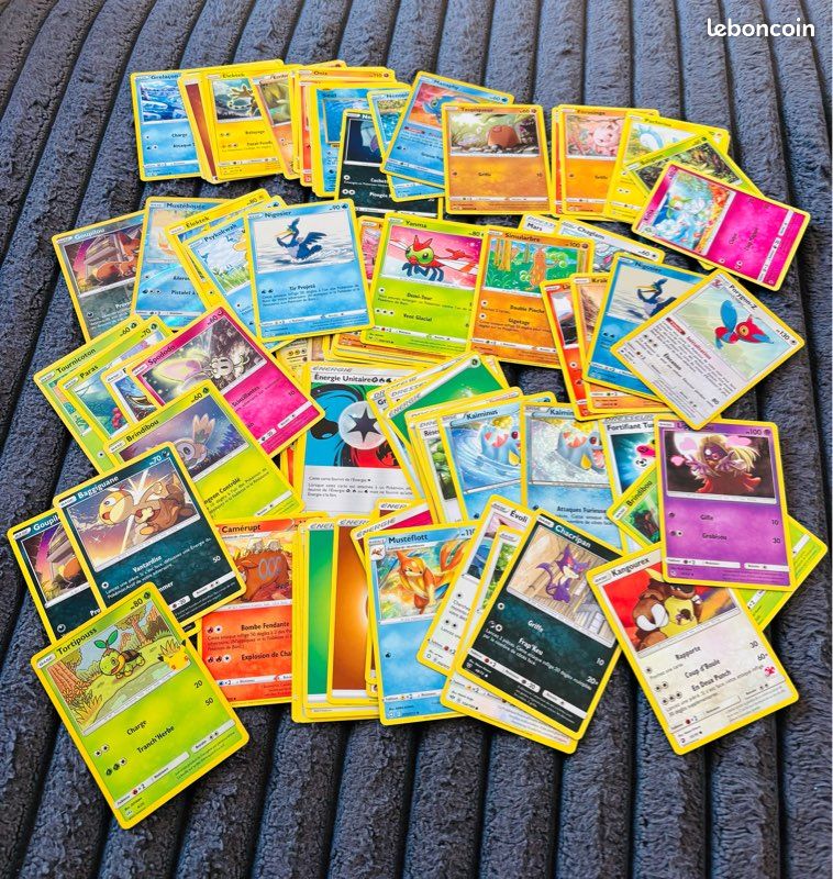 Lot de 520 cartes pokemon (image 1)