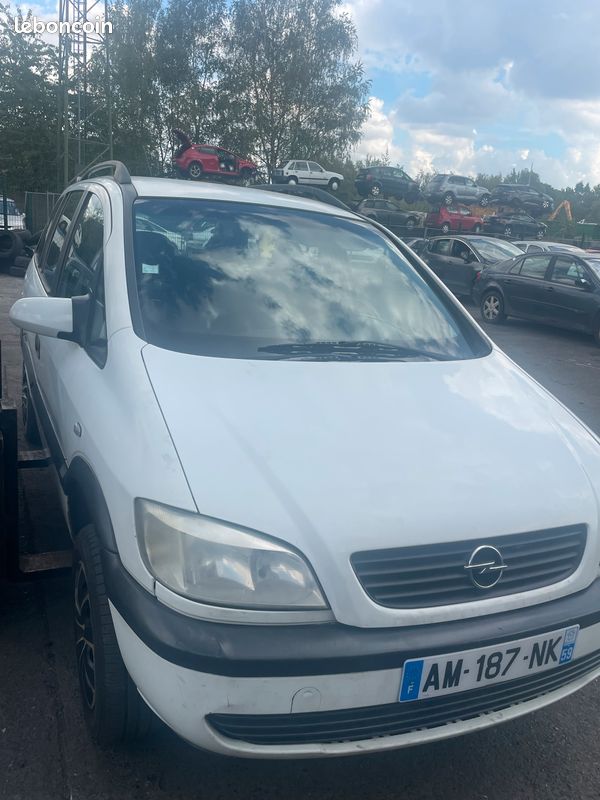 Zafira (image 1)