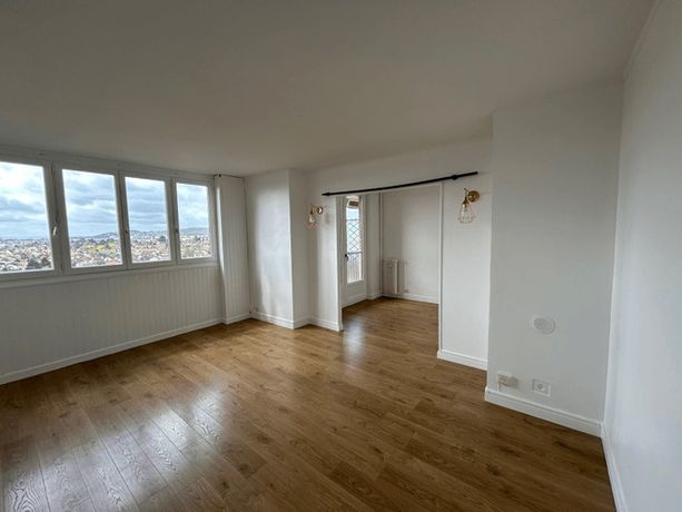 Appartement 4 pièce(s) 73 m²à louer Eaubonne