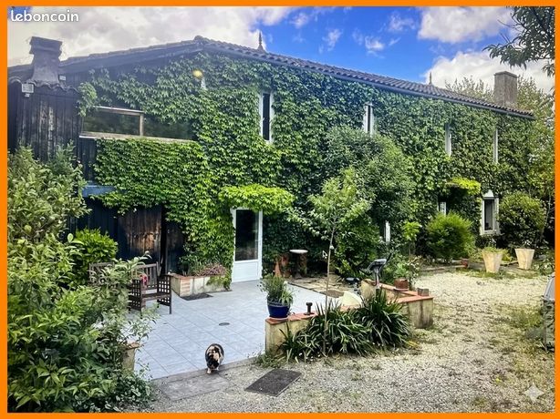 Maison 15 pièces 300 m²
