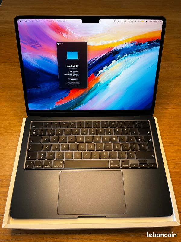 MacBook Air M3 - 2024 - Minuit - 256Go + Magic Mouse (image 3)