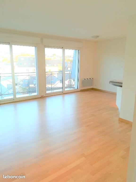 Appartement 3 pièces 71 m² · à Quimper · 71 m² · 890 €