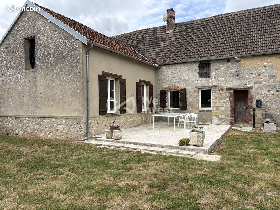 Maison 4 pièces 150 m² · à Bouchy-Saint-Genest · 150 m² · 220 000 €