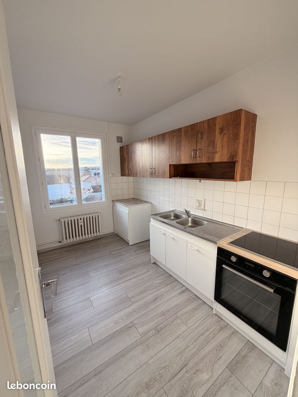 Appartement 2 pièces 60 m² · à Montluçon · 60 m² · 650 €/mois