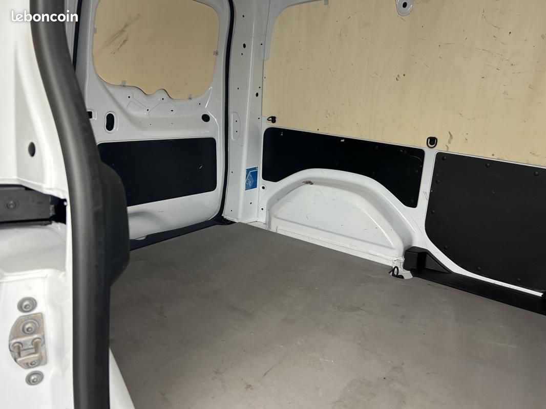 Renault Kangoo Van BLUE DCI 95 GRAND CONFORT- 22 5p (image 27)