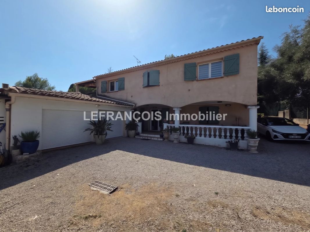 Maison 9 pièces 276 m² · à Peymeinade · 276 m² · 849 000 €