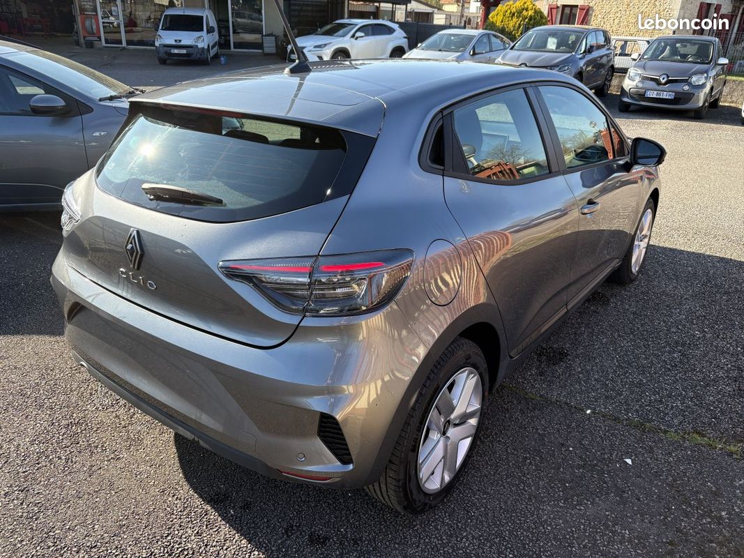 Renault Clio Evolution Blue dCi 100 (image 2)