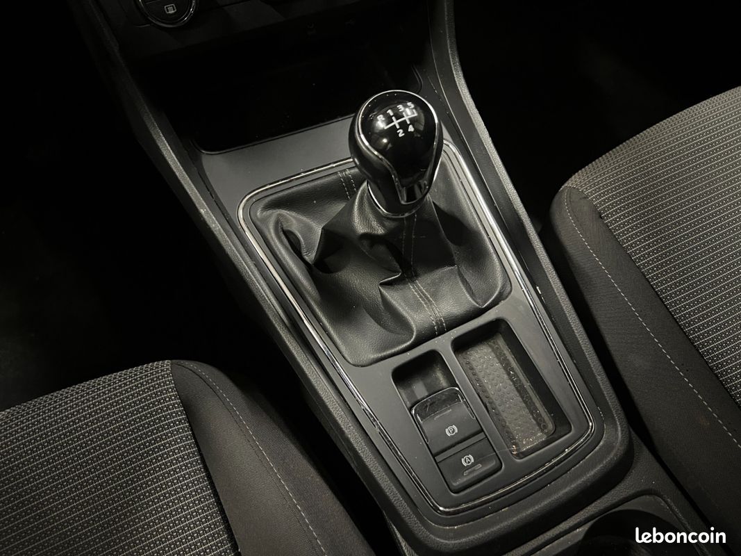SEAT LEON ST STYLE 1.6 TDI 115 Start/Stop (image 24)