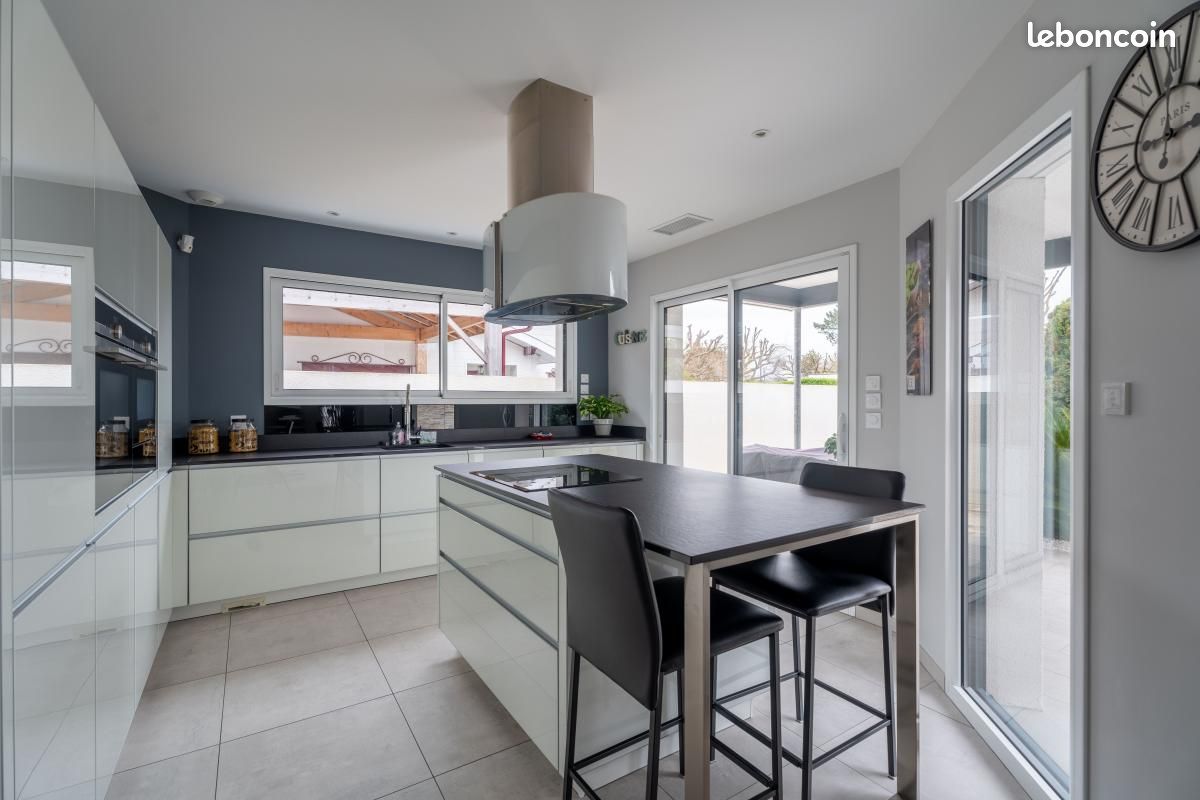 Maison 5 pièces 138 m² - Biscarrosse 40600 (image principale 5)