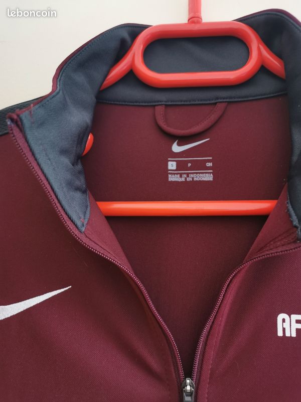 Polo et veste Nike Dri-Fit Basketball Vêtements