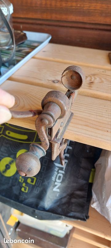 Sertisseuse de table armurerie (image 4)