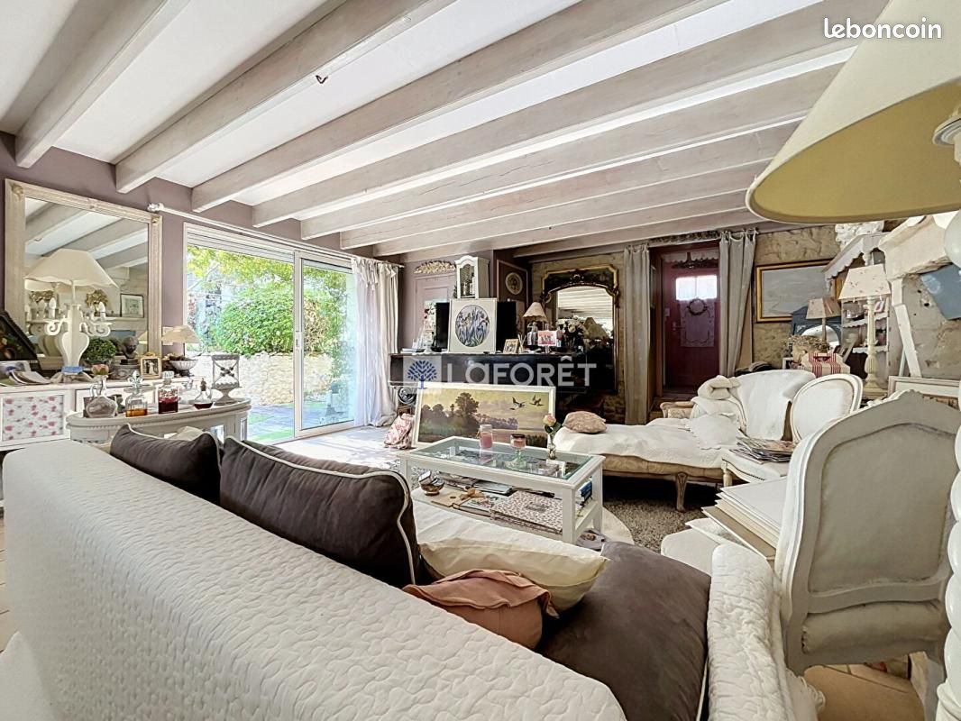 Maison 6 pièces 150 m² · à Saint-Gelais · 150 m² · 349 440 €