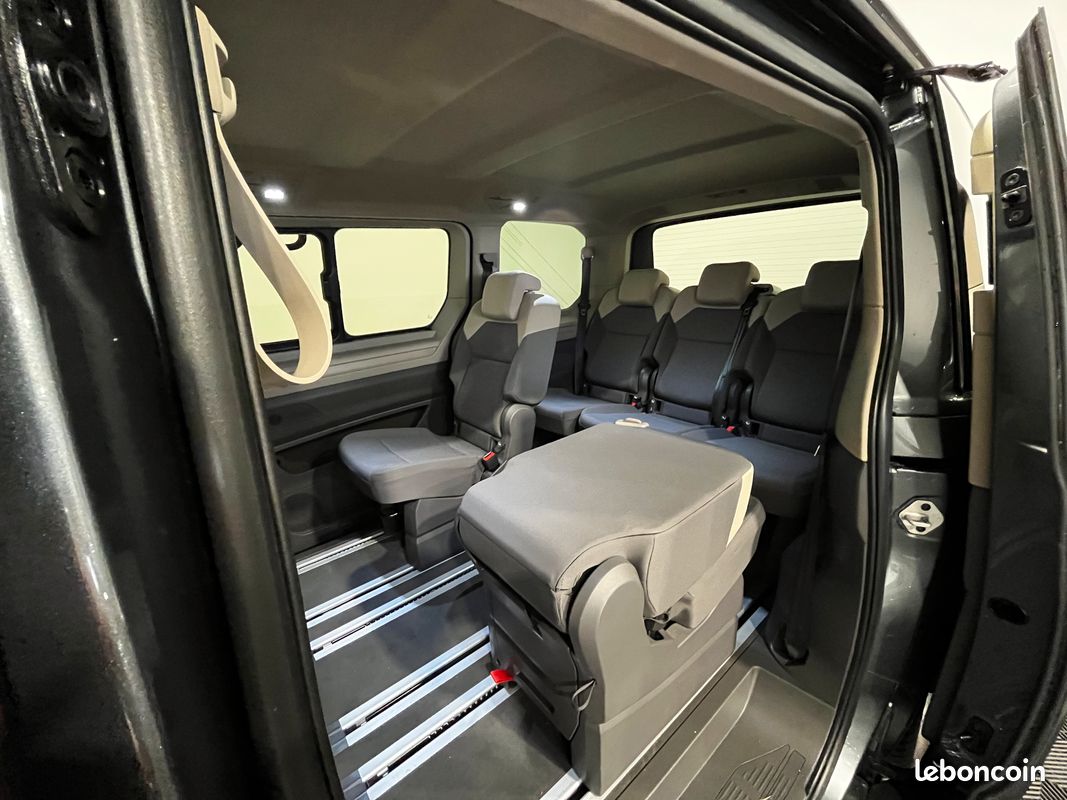Volkswagen Multivan t 7 1.5 e-hybrid 245 Cv (image 10)