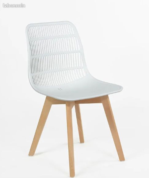 1 Chaise Vaukura Brita (image 1)