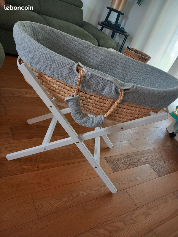 Couffin avec support bébé (image 1)