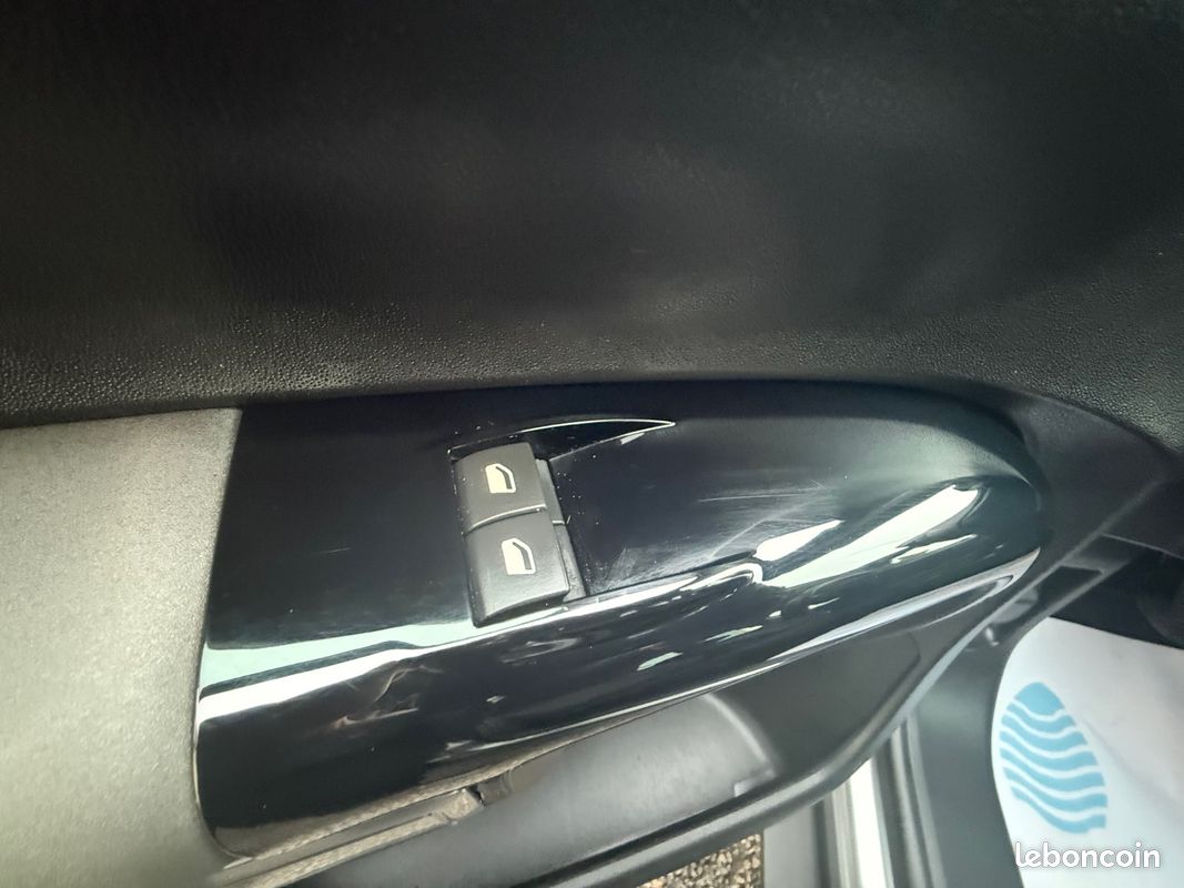 CITROEN C4 CACTUS 1.2I 110 CV - 12V TURBO S&S SHINE 2018 (image 27)