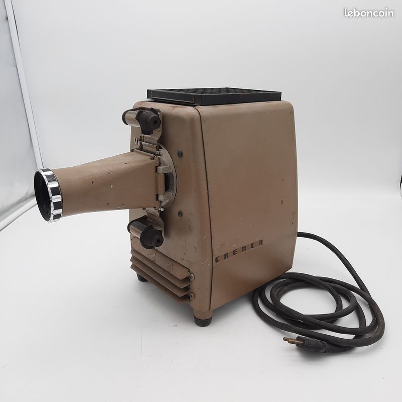 Projecteur de diapositives Aldis vintage des années 1950 Projecteur de diapositives Aldis vintage des années 1950
