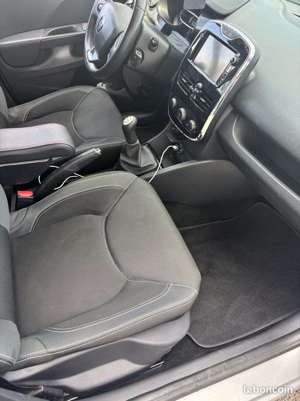 Renault clio 4 (image 3)