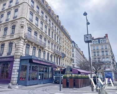 Appartement 329 000 € - 55 m²