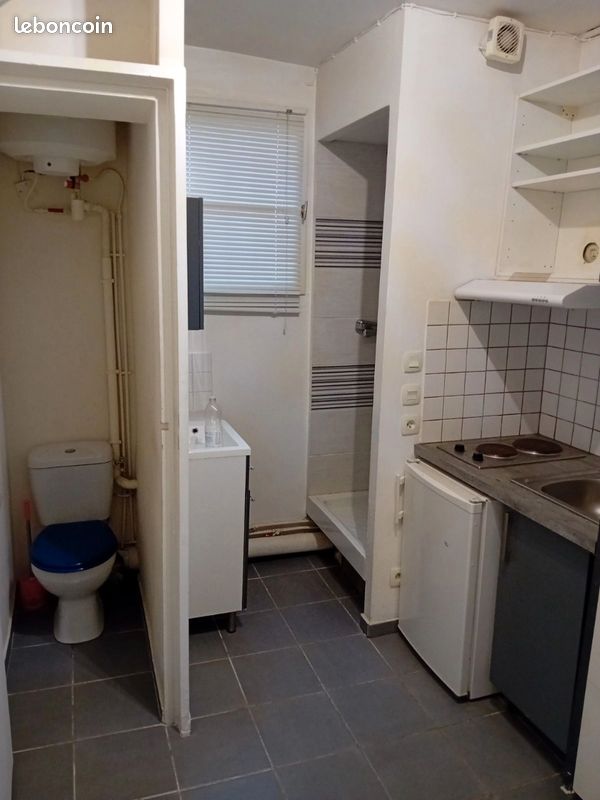 Appartement 1 pièce 9 m² · à Paris · 9 m² · 575 €/mois