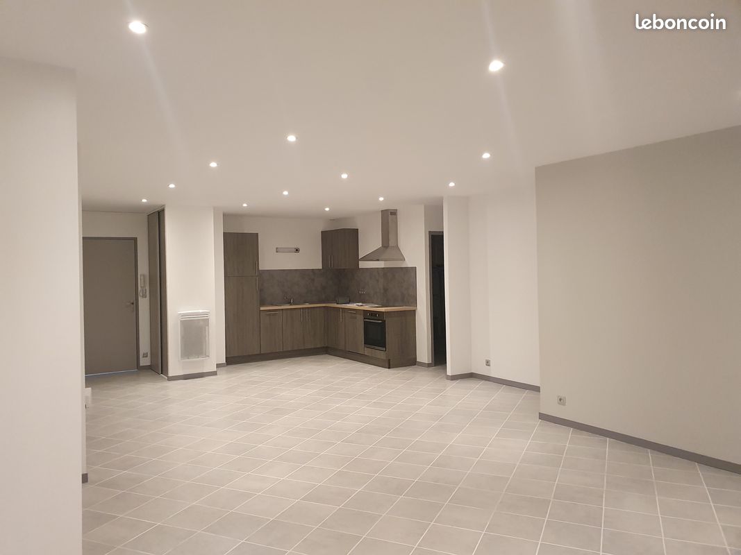 Appartement 2 pièces 78 m² · à Saint-Junien · 78 m² · 580 €/mois