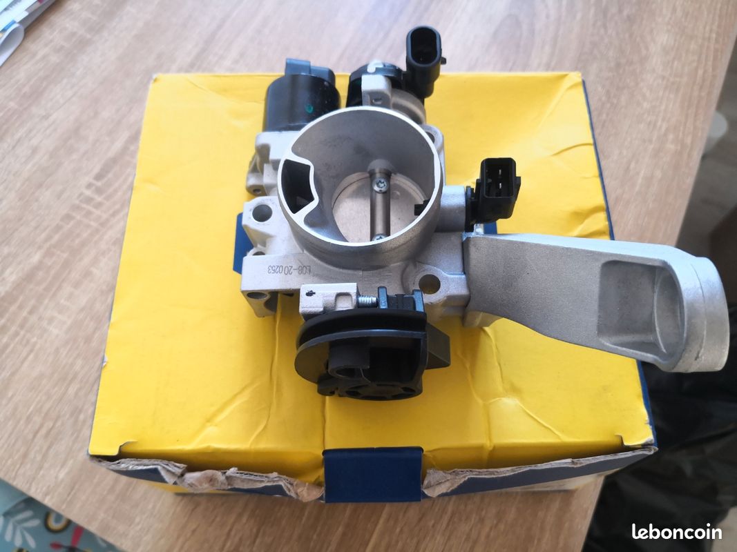 Boîtier papillon 1.2 Renault (image 1)