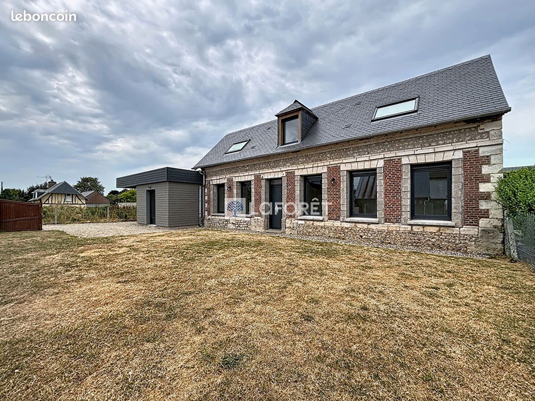 Maison 4 pièces 85 m² · à Terres-de-Caux · 85 m² · 890 €