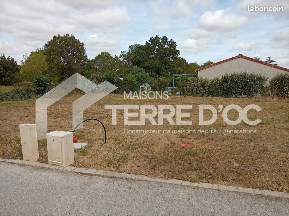 Terrain 600 m² Soreze · à Sorèze · 54 600 €