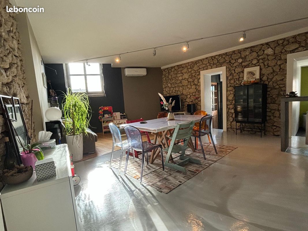 Maison 4 pièces 105 m² · à Peyrolles-en-Provence · 105 m² · 300 000 €