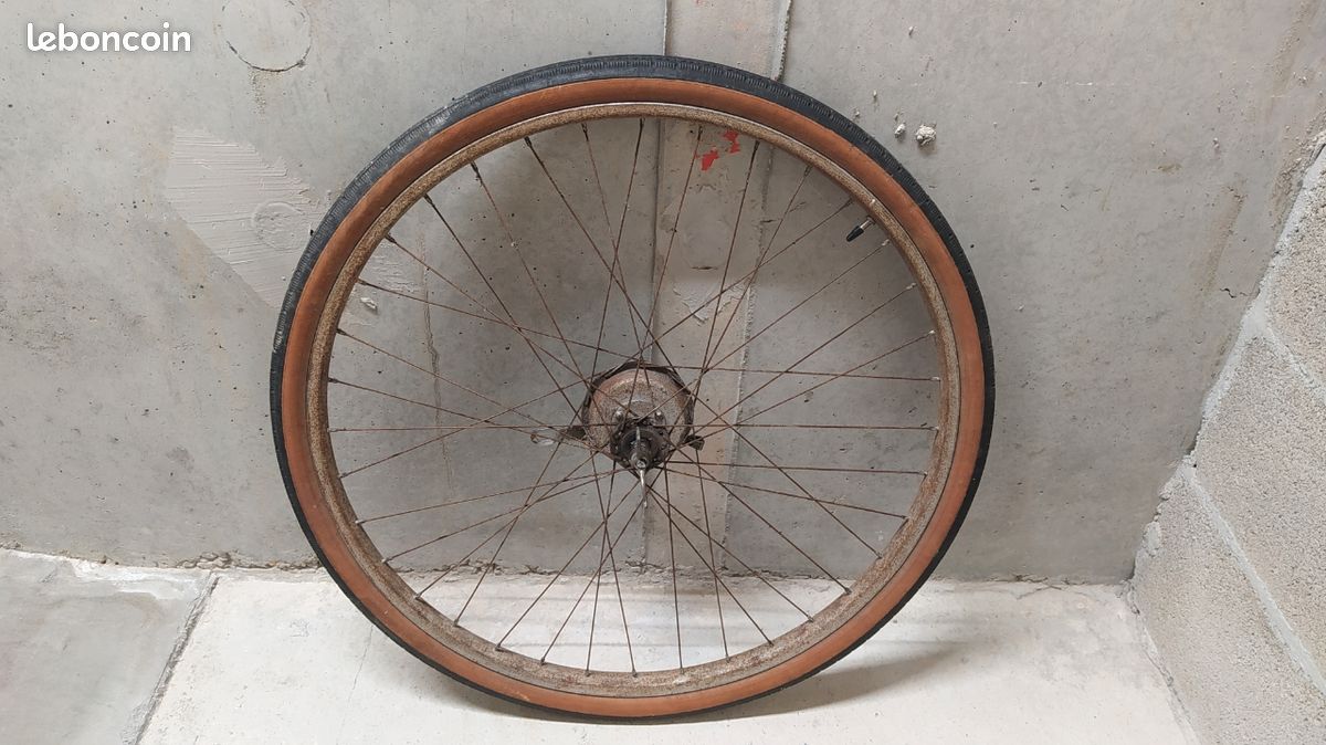 Roue avant vélo vintage 650 - Équipements vélos