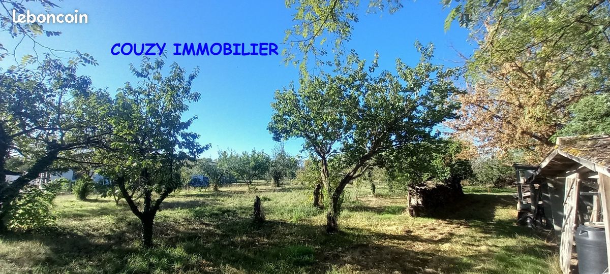 Terrain 1327 m² CASTELSARRASIN · 41 000 €