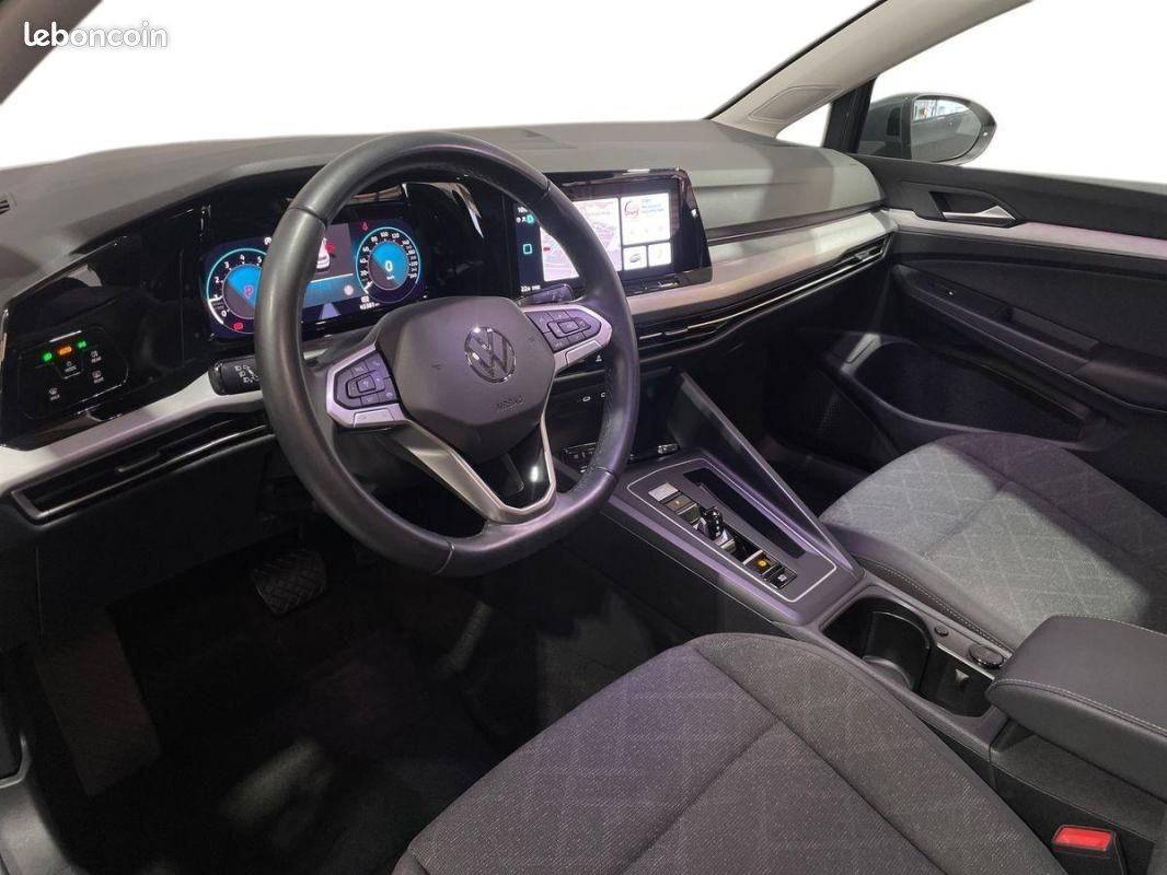 Volkswagen Golf 1.5 eTSI OPF 130 DSG7 Life Plus (image 9)