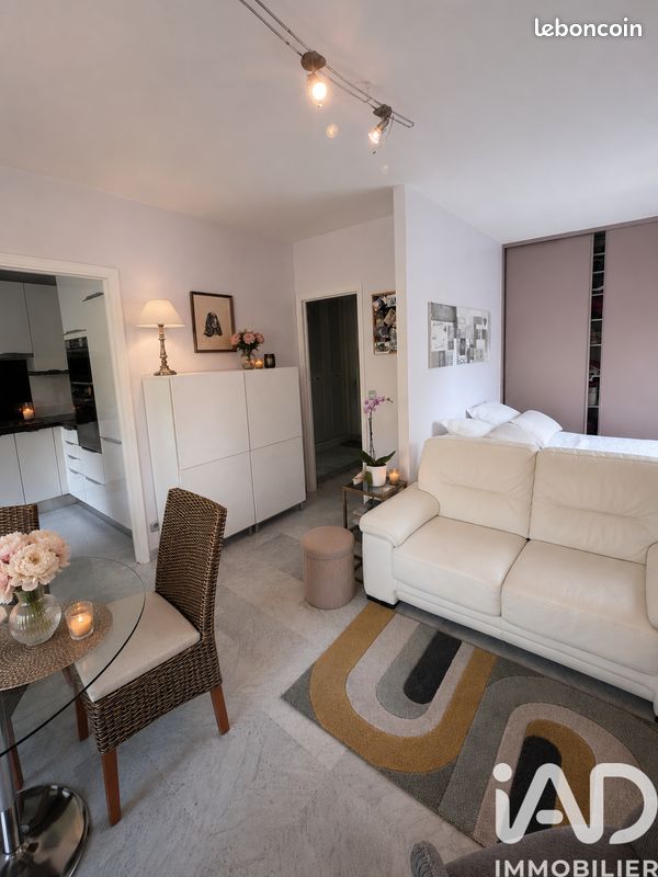 Appartement 1 pièce 34 m² · à Antibes · 34 m² · 270 000 €