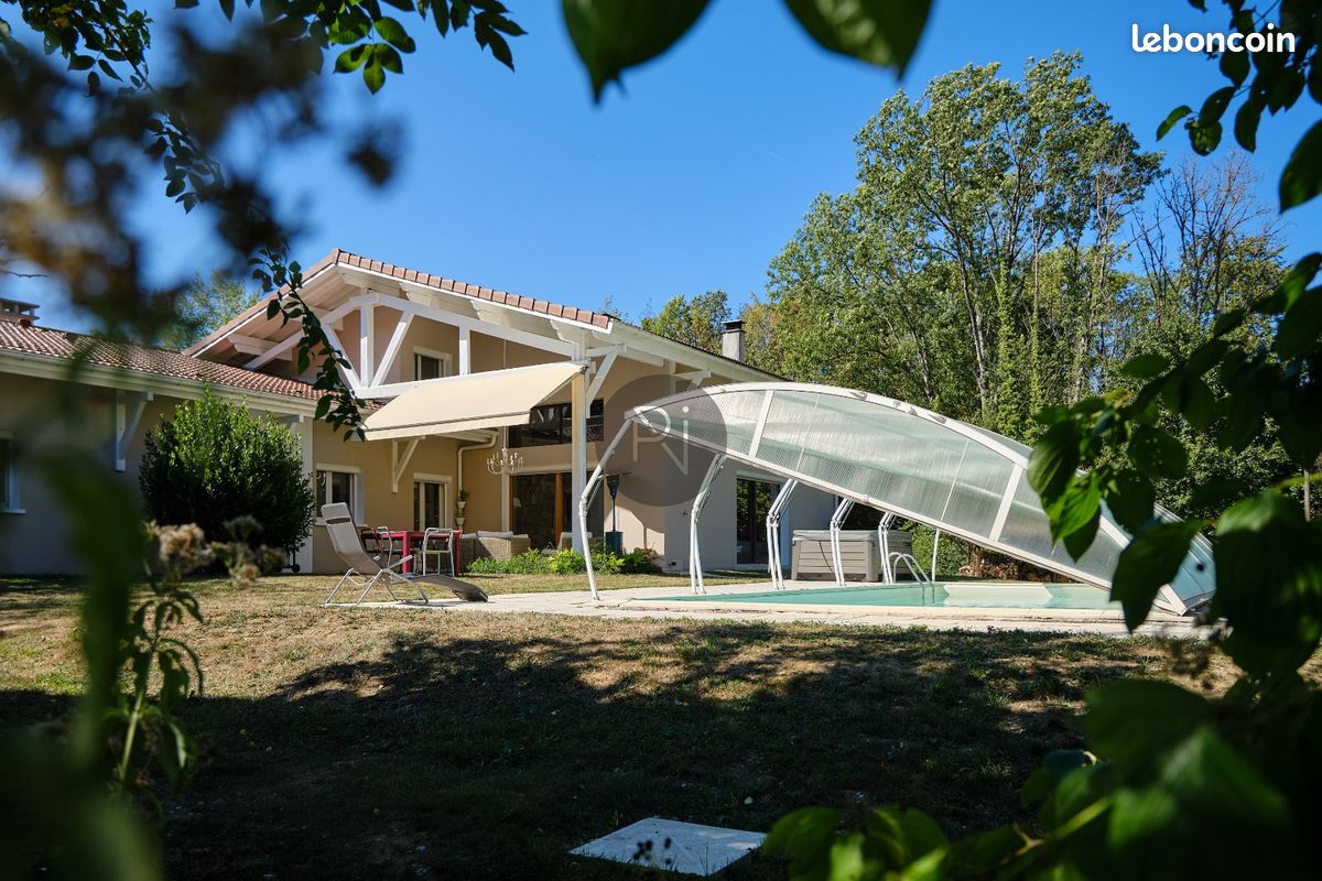Maison 7 pièces 290 m² · à Annecy · 290 m² · 1 350 000 €