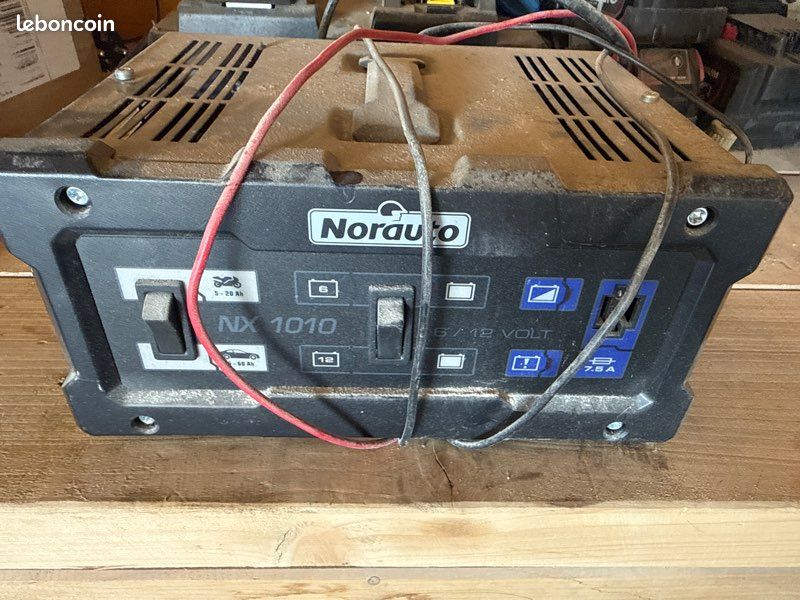 Chargeur de batterie (image 1)
