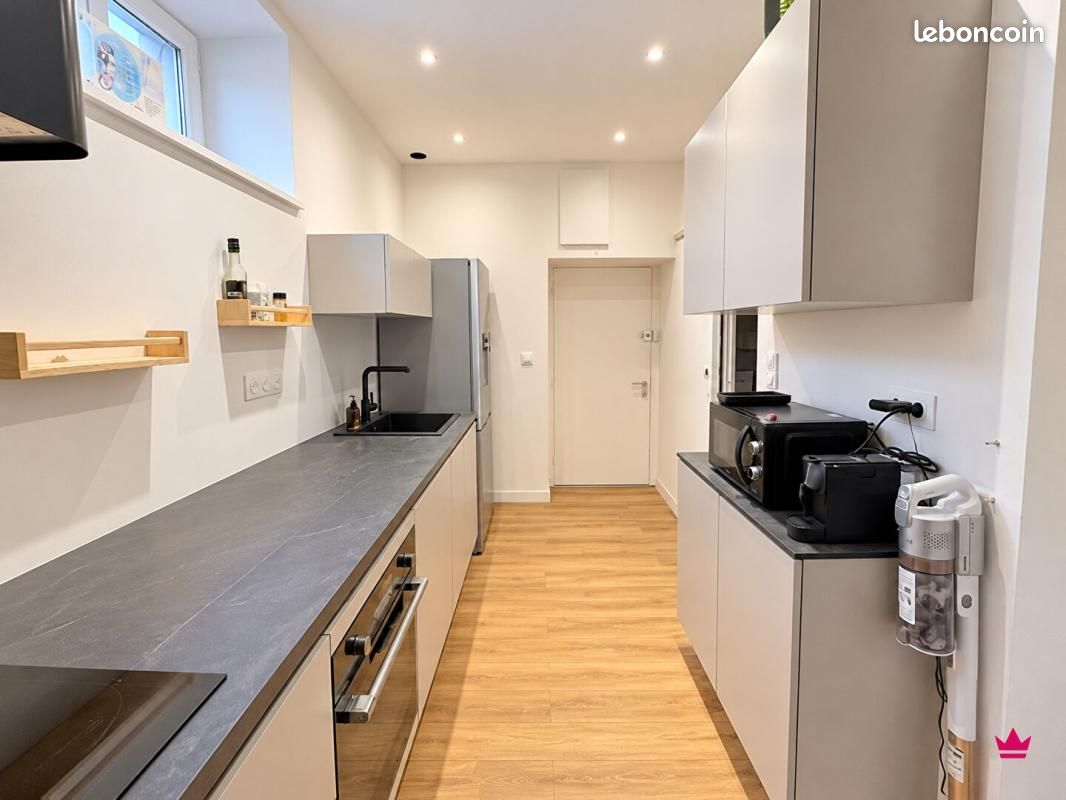 Appartement 1 pièce 24 m² · à Rillieux-la-Pape · 24 m² · 700 €/mois