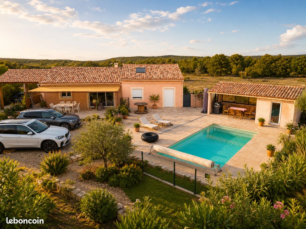 Maison 10 pièces 180 m² · à Saint-Julien · 180 m² · 630 000 €