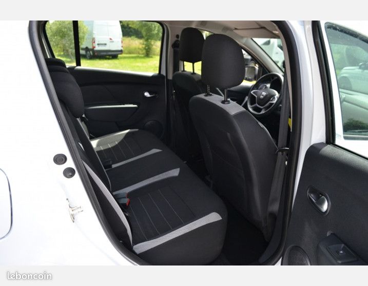 Dacia SANDERO 1.5 BLUE DCI 95CH STEPWAY - 20 (image 7)