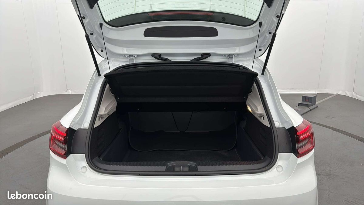 Renault clio tce 90 21 business (image 15)