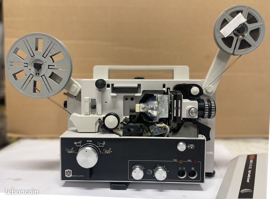 Fichier:Projecteur s8son.jpg - Wikipédia