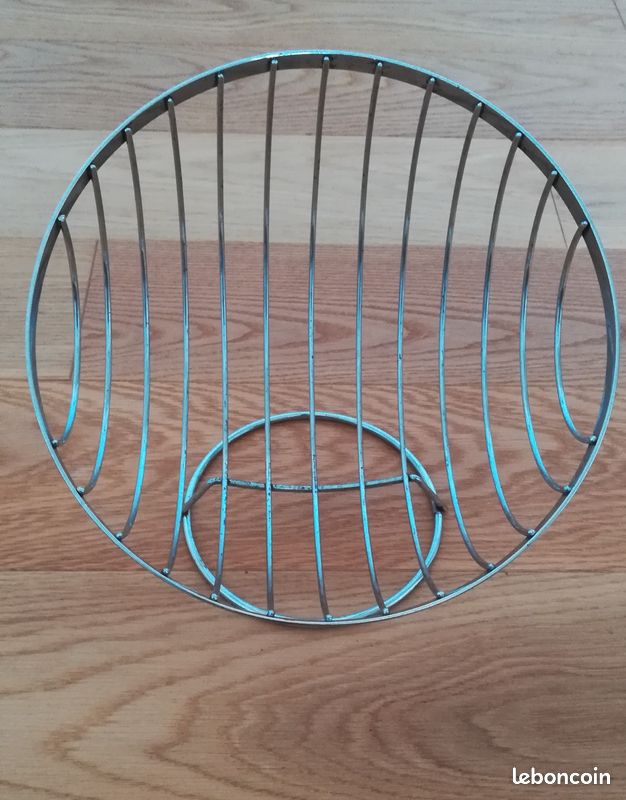 Corbeille à fruits ronde en présentoir en métal (image 1)
