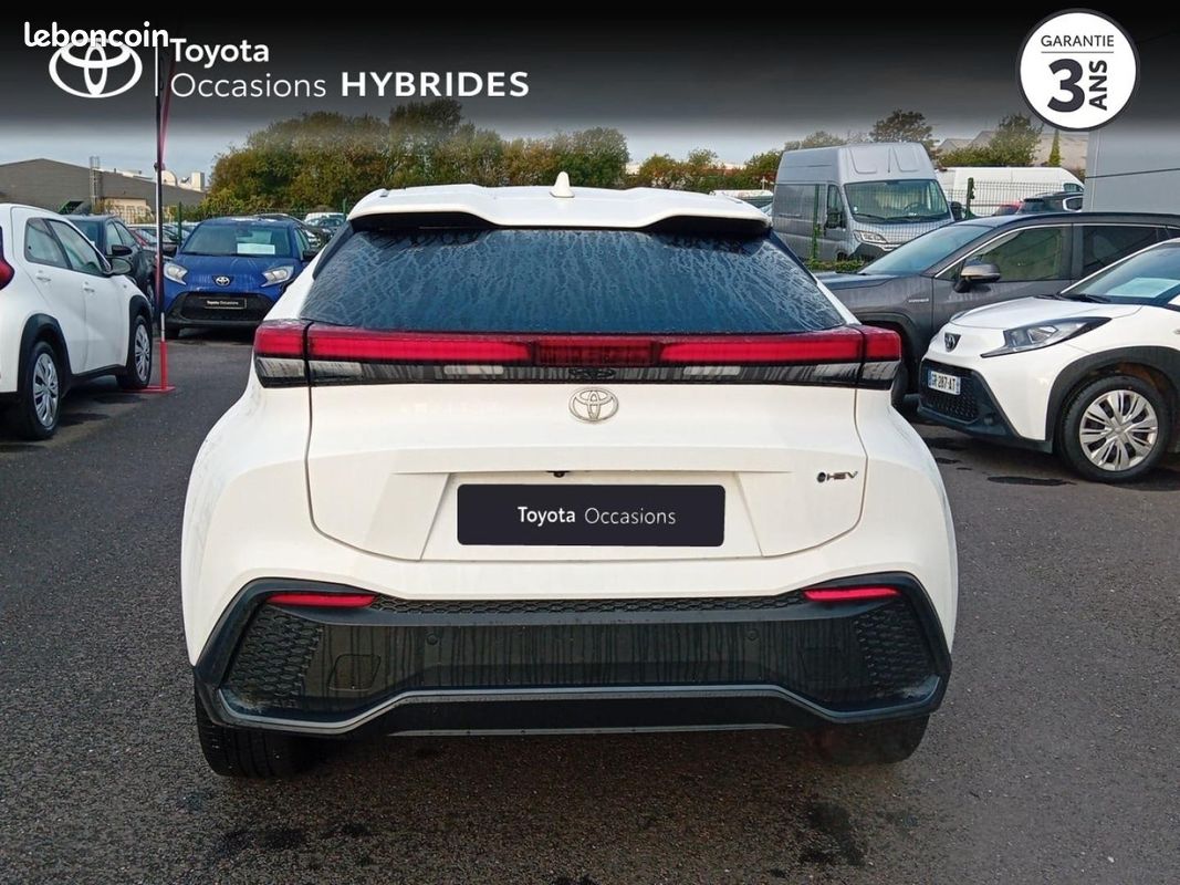 Toyota C-HR 1.8 Hybride 140ch Design MY25 (image 28)