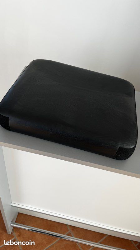 Pouf de taille moyenne (image 2)