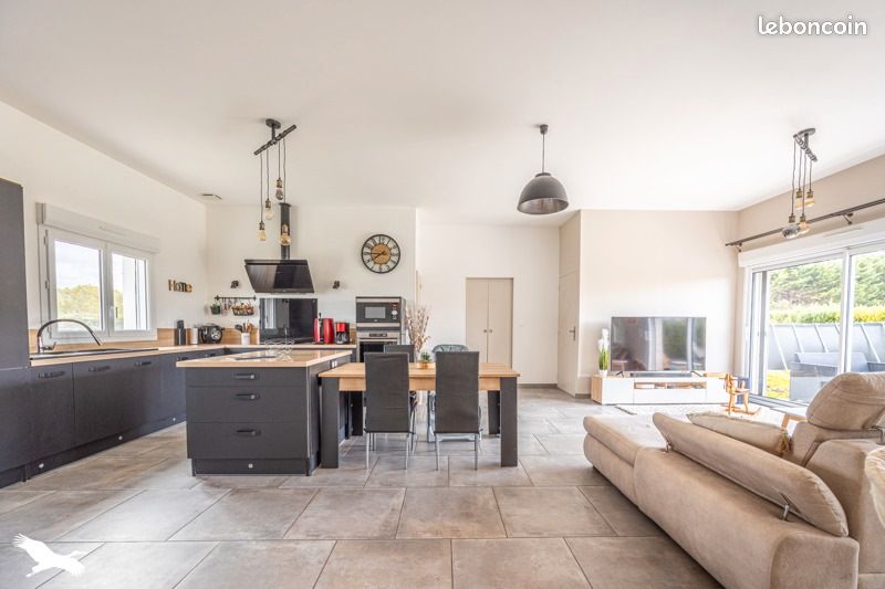 Maison 5 pièces 114 m² · au Gué-d'Alleré · 114 m² · 283 392 €