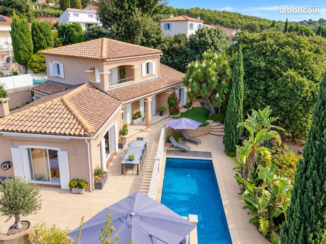 Maison 4 pièces 183 m² · à Six-Fours-les-Plages · 183 m² · 1 090 000 €