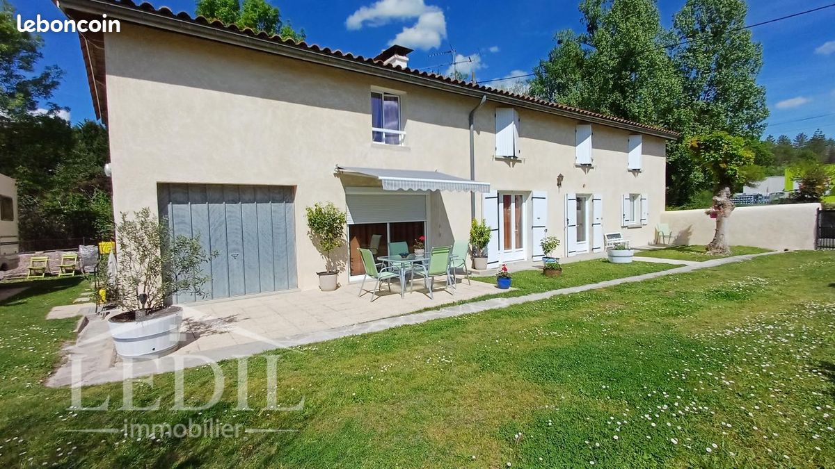 Maison 6 pièces 173 m² · à Noaillan · 173 m² · 245 000 €