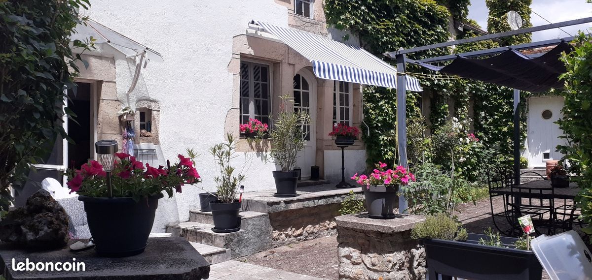 Maison 6 pièces 140 m² · à Saint-Marc-sur-Seine · 140 m² · 185 000 €