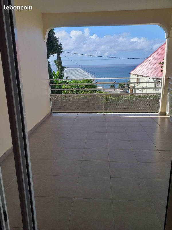 Appartement 2 pièces 77 m² · à Trois-Rivières · 77 m² · 670 €/mois